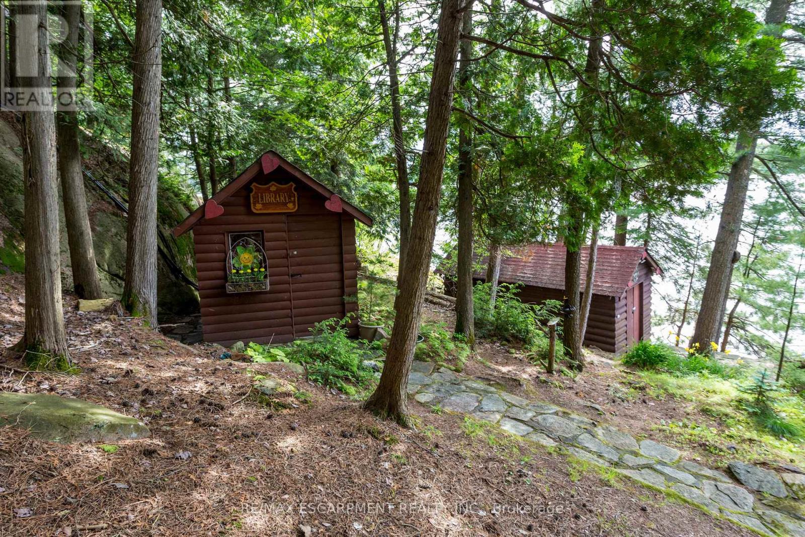 0 Crown Island, Huntsville, Ontario  P0B 1L0 - Photo 16 - X12908286