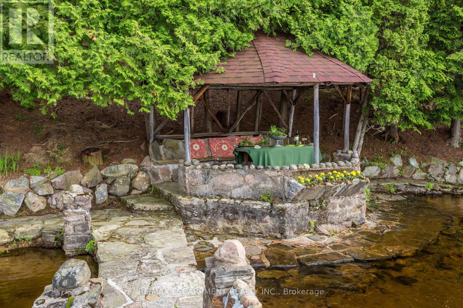 0 Crown Island, Huntsville, Ontario  P0B 1L0 - Photo 19 - X12908286