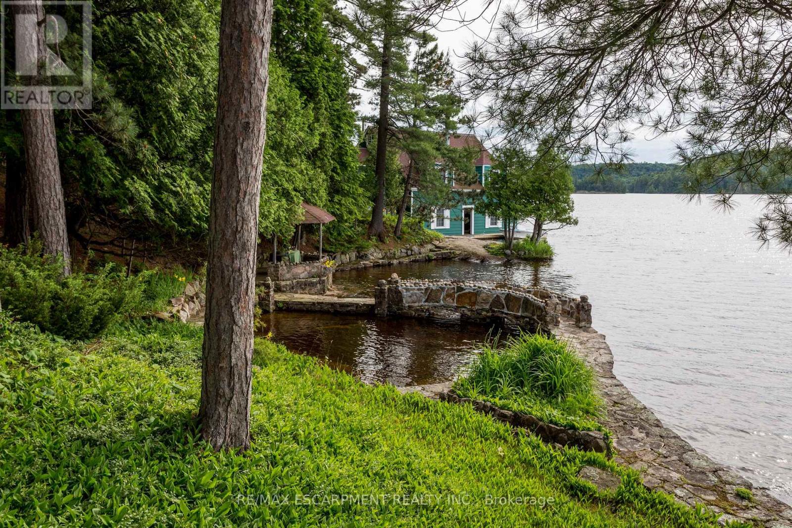 0 Crown Island, Huntsville, Ontario  P0B 1L0 - Photo 25 - X12908286