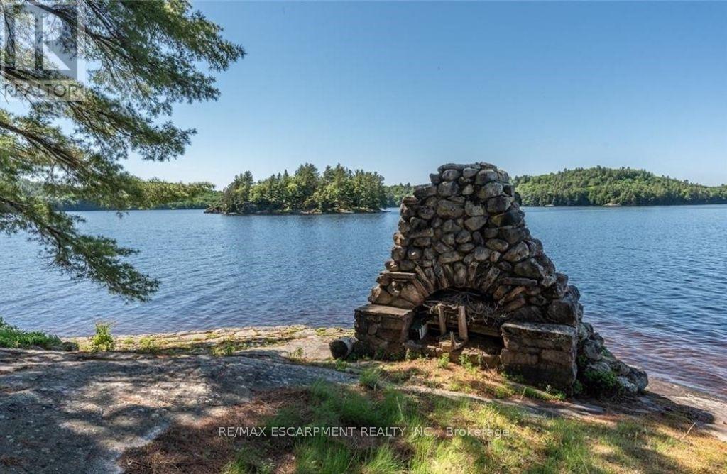 0 Crown Island, Huntsville, Ontario  P0B 1L0 - Photo 28 - X12908286