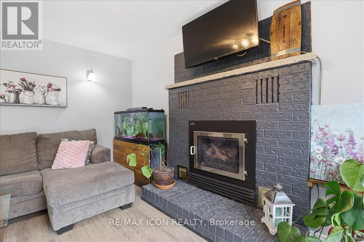 6 Bannister Street, Brant, Ontario  N0E 1L0 - Photo 10 - X12908292