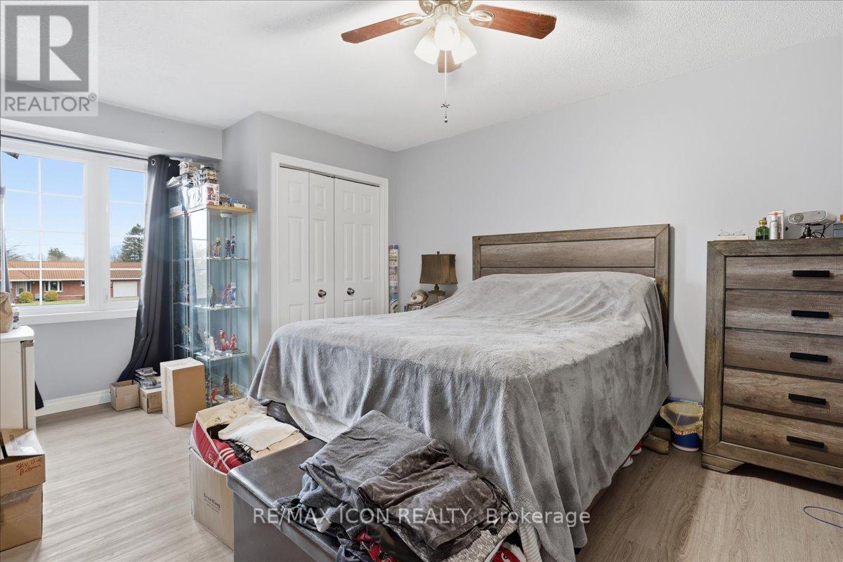 6 Bannister Street, Brant, Ontario  N0E 1L0 - Photo 13 - X12908292