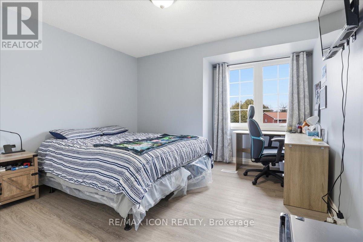 6 Bannister Street, Brant, Ontario  N0E 1L0 - Photo 15 - X12908292