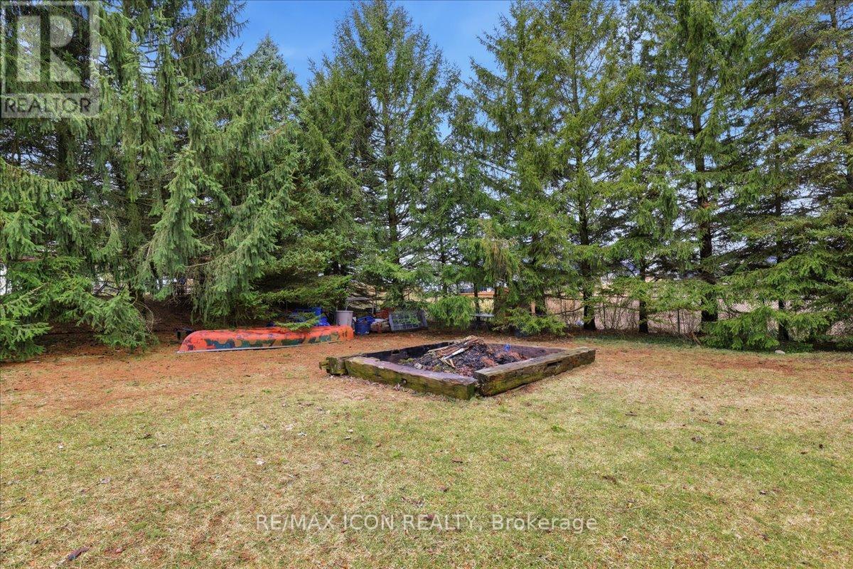 6 Bannister Street, Brant, Ontario  N0E 1L0 - Photo 27 - X12908292