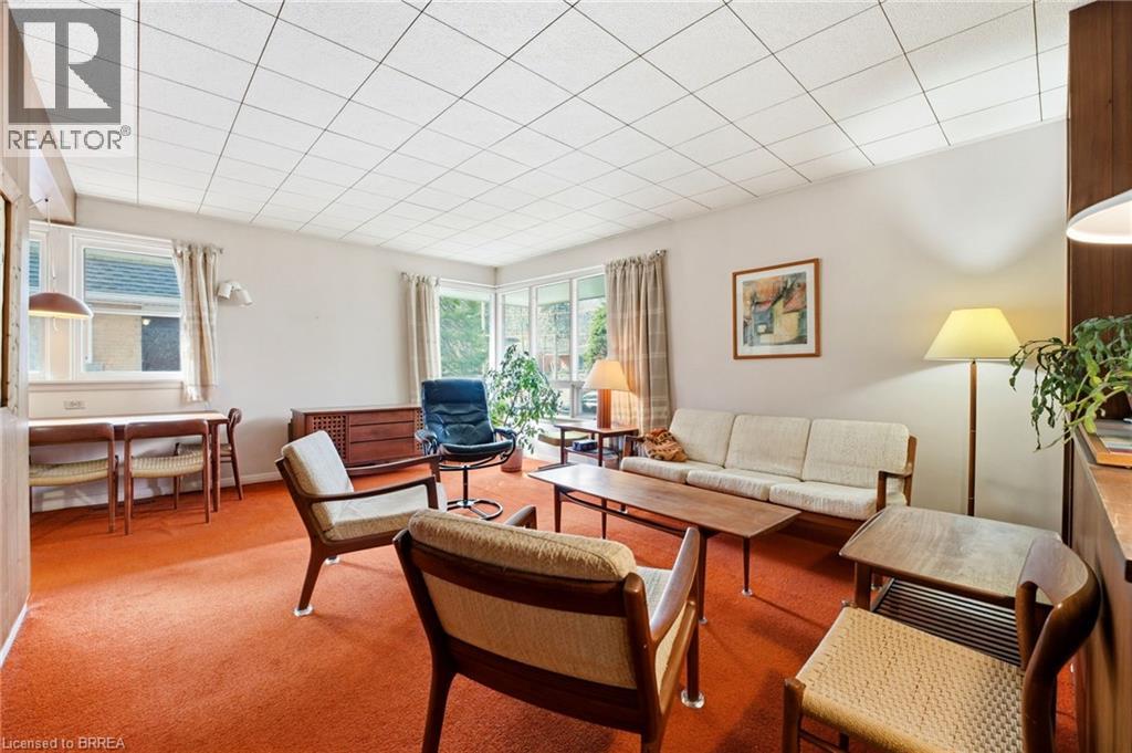 15 Granton Street, Hamilton, Ontario  L8S 3C1 - Photo 5 - 40811210