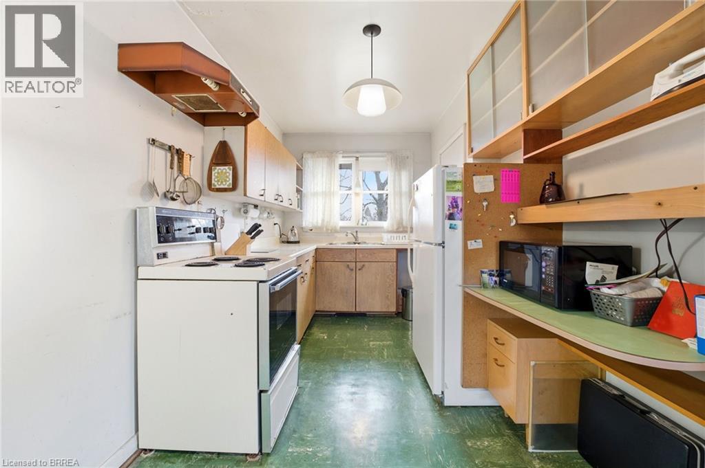 15 Granton Street, Hamilton, Ontario  L8S 3C1 - Photo 8 - 40811210