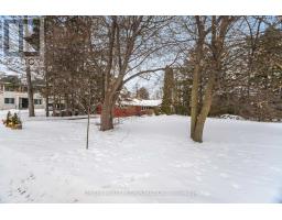 100 WESTWOOD LANE, Richmond Hill, Ontario
