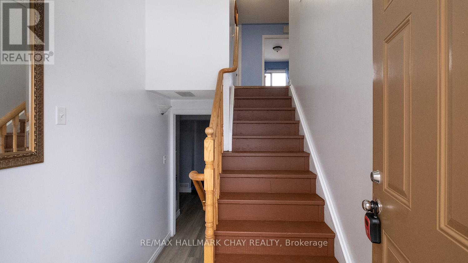 139 Wawinet Street, Midland, Ontario  L4R 5A9 - Photo 5 - S12847414