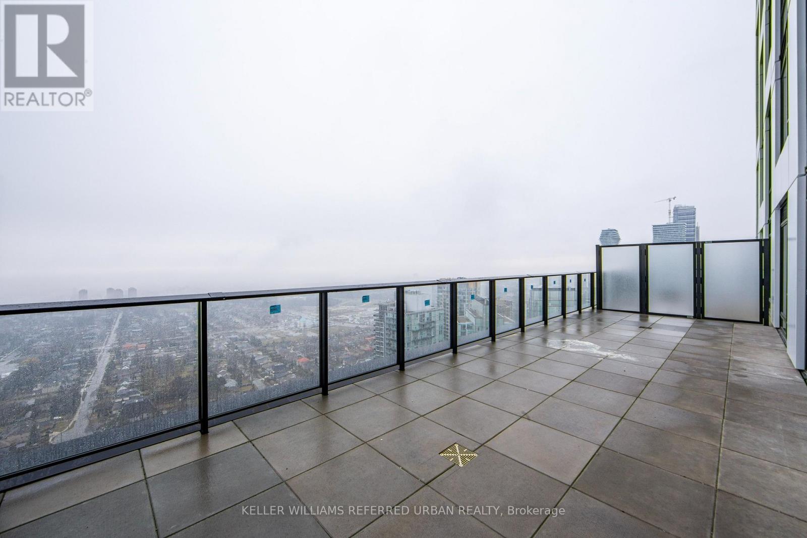 4303 - 4015 The Exchange Drive, Mississauga, Ontario  L5B 0N9 - Photo 10 - W12901834