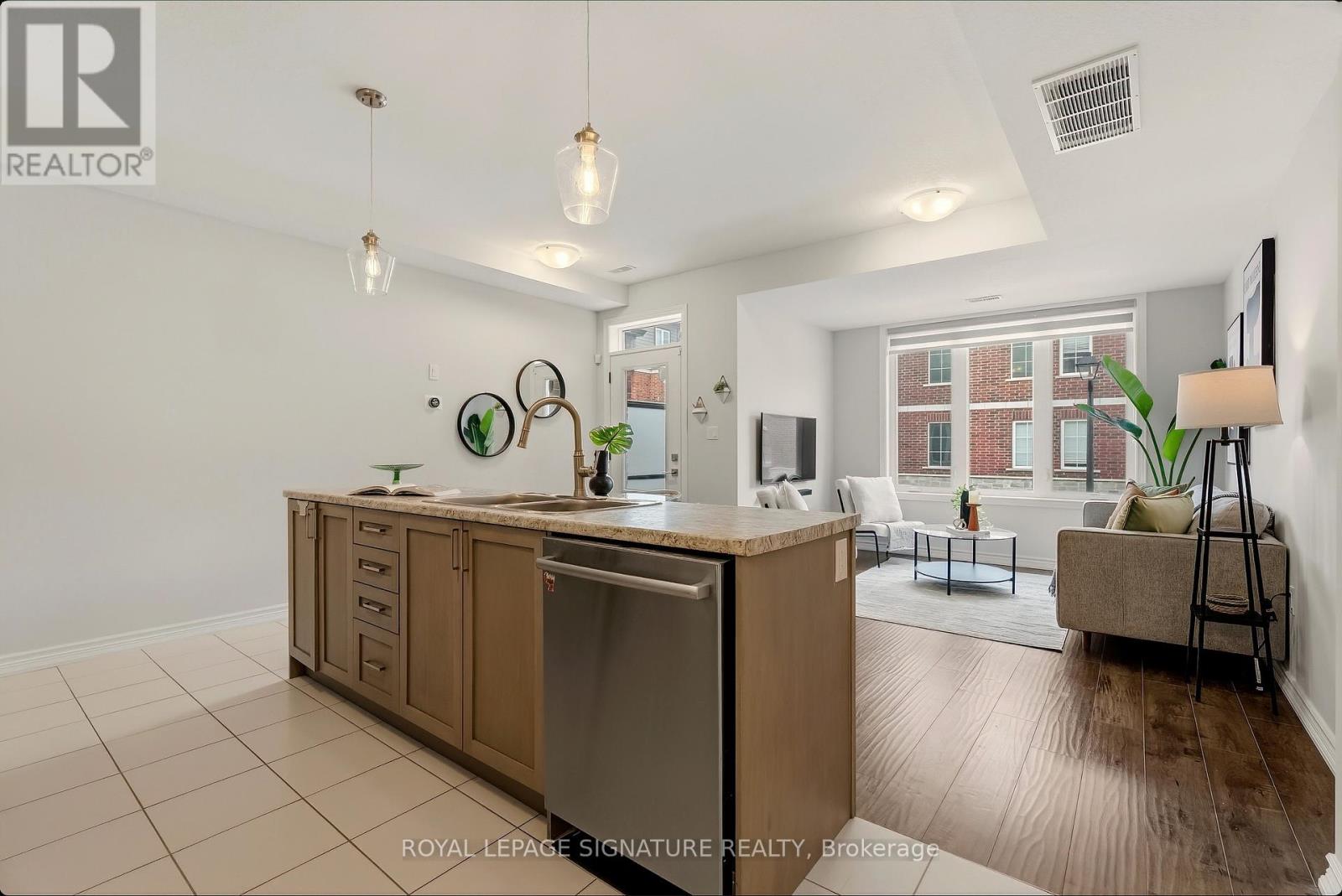 68 - 445 Ontario Street S, Milton, Ontario  L9T 9K4 - Photo 6 - W12894938