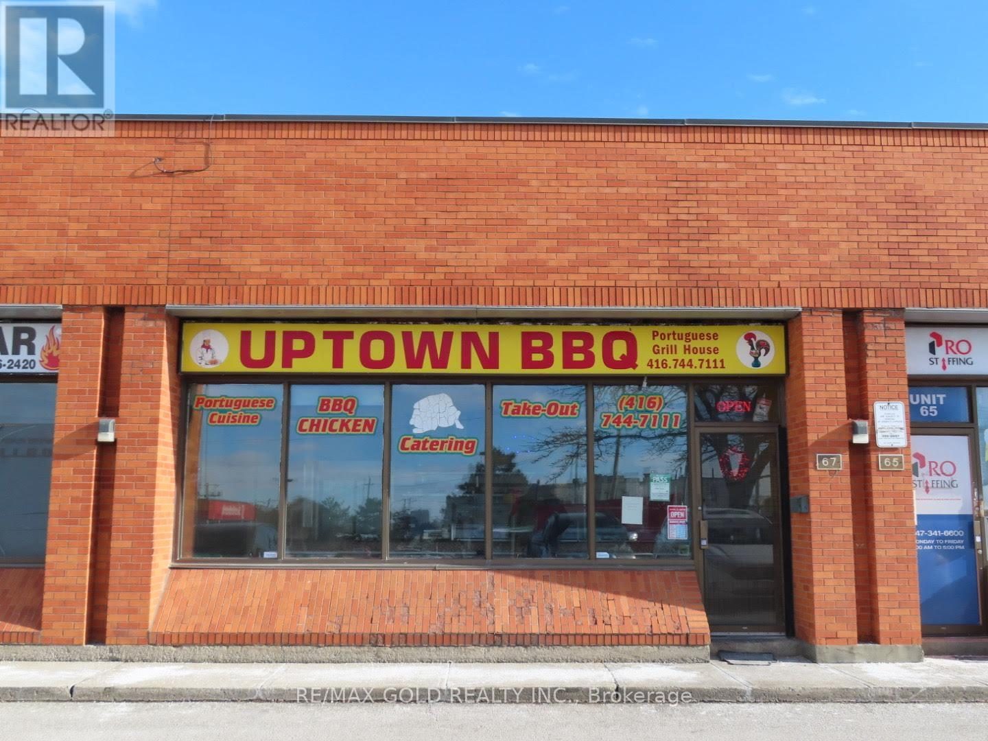 67 - 2300 Finch Avenue, Toronto (Humber Summit), Ontario  M9M 2Y3 - Photo 2 - W12907364