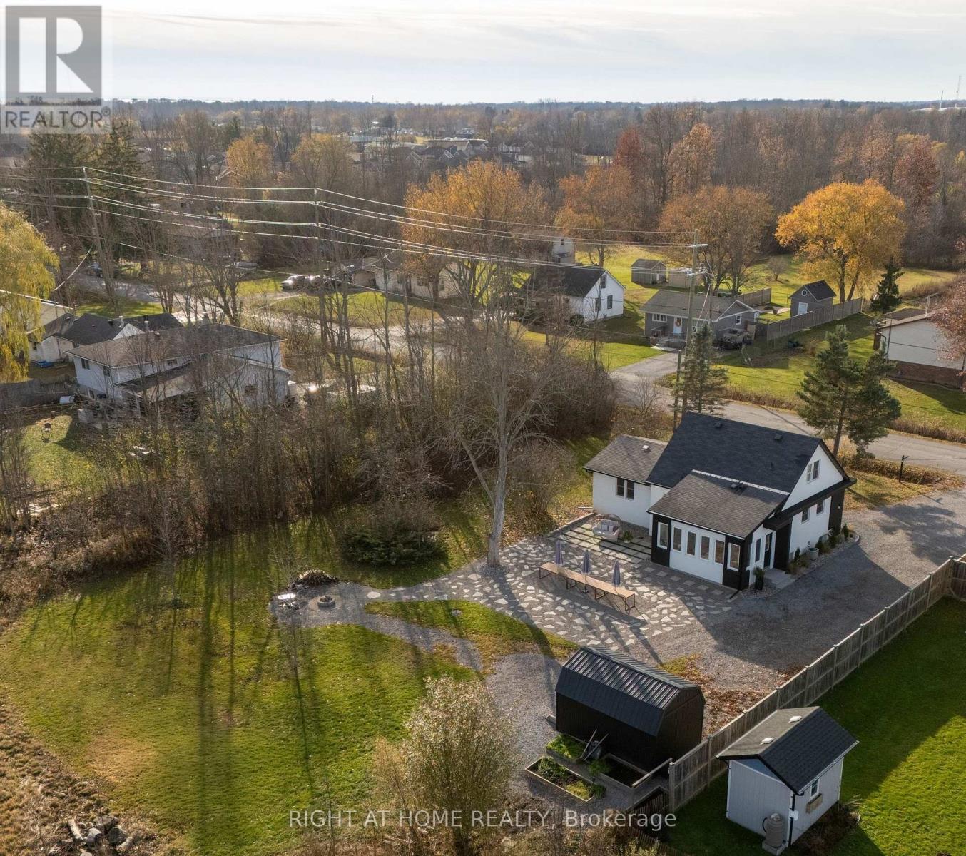 1234 Spears Road, Fort Erie, Ontario  L2A 4N3 - Photo 2 - X12881522