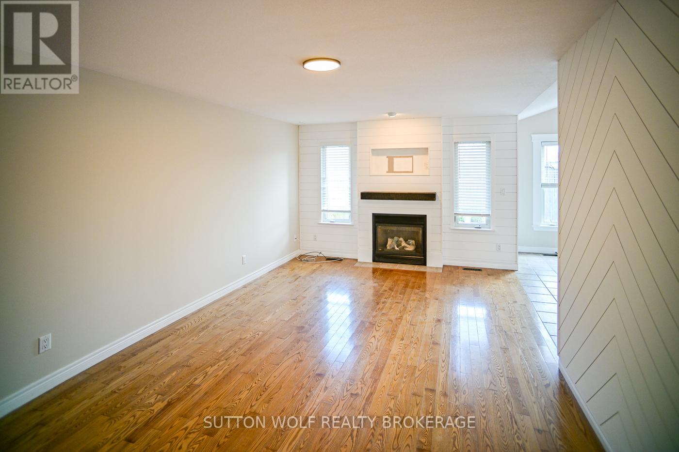 501 Darcy Drive, Strathroy-Caradoc, Ontario  N7G 4K9 - Photo 10 - X12787744