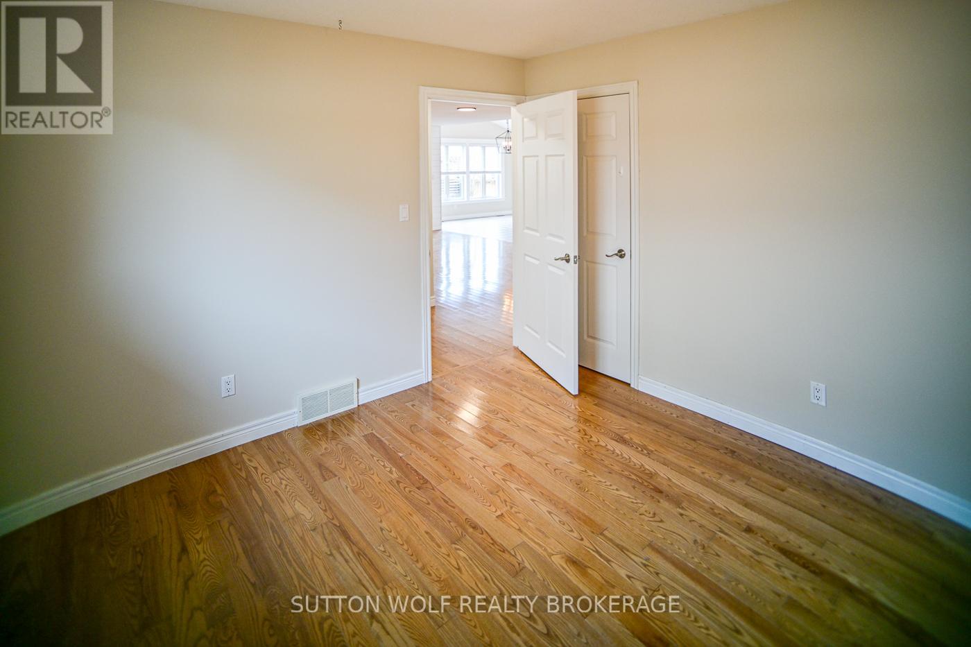 501 Darcy Drive, Strathroy-Caradoc, Ontario  N7G 4K9 - Photo 21 - X12787744