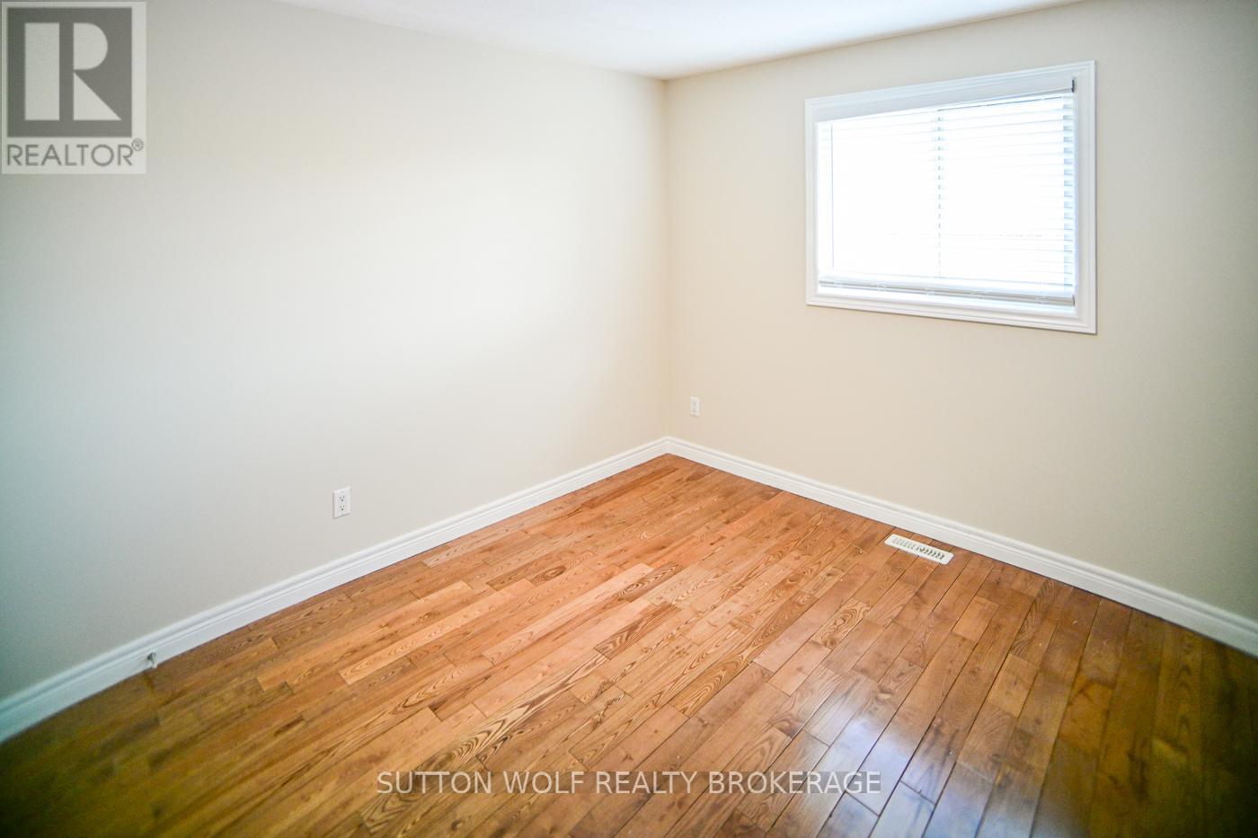 501 Darcy Drive, Strathroy-Caradoc, Ontario  N7G 4K9 - Photo 17 - X12787744