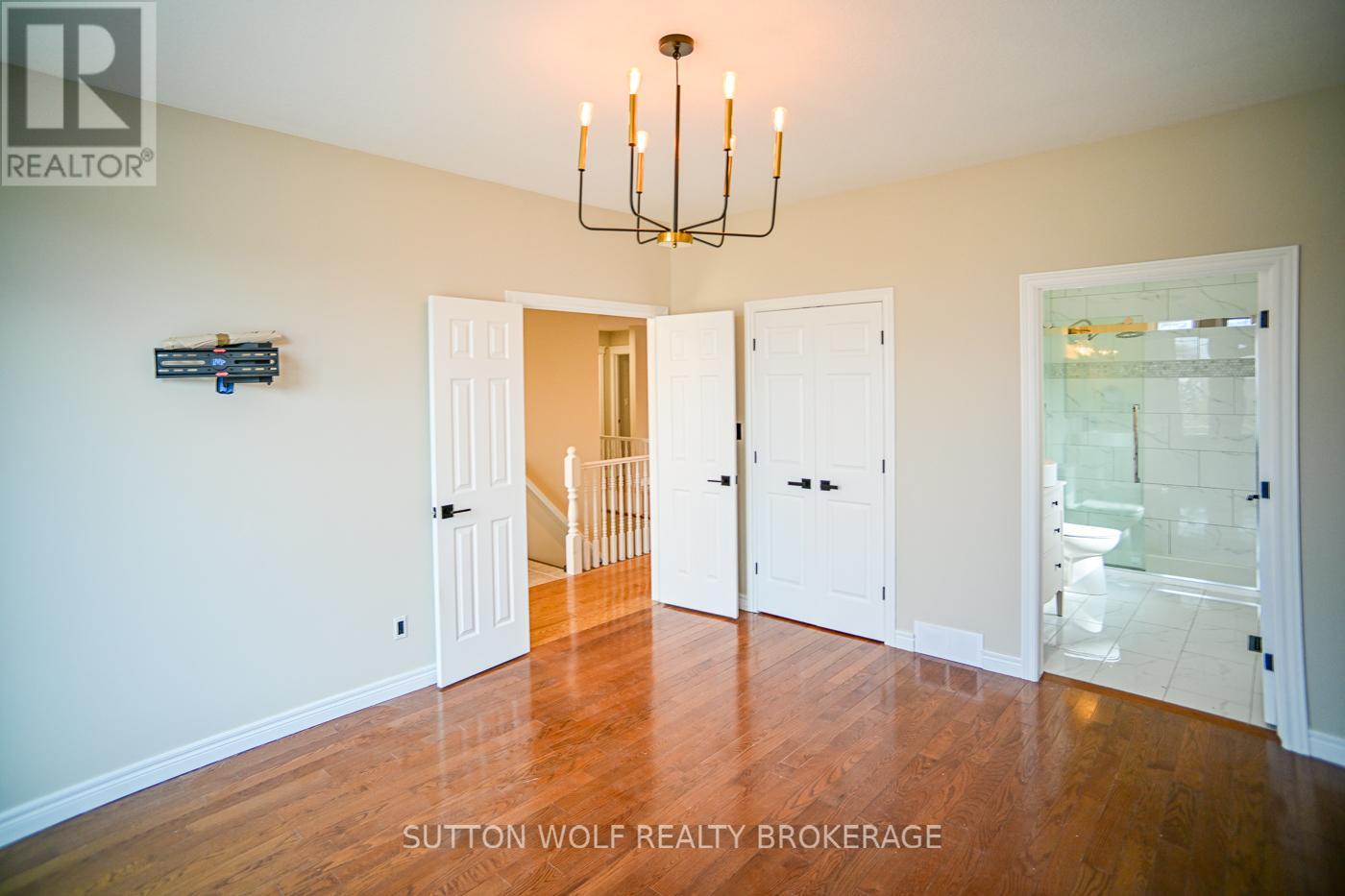 501 Darcy Drive, Strathroy-Caradoc, Ontario  N7G 4K9 - Photo 14 - X12787744