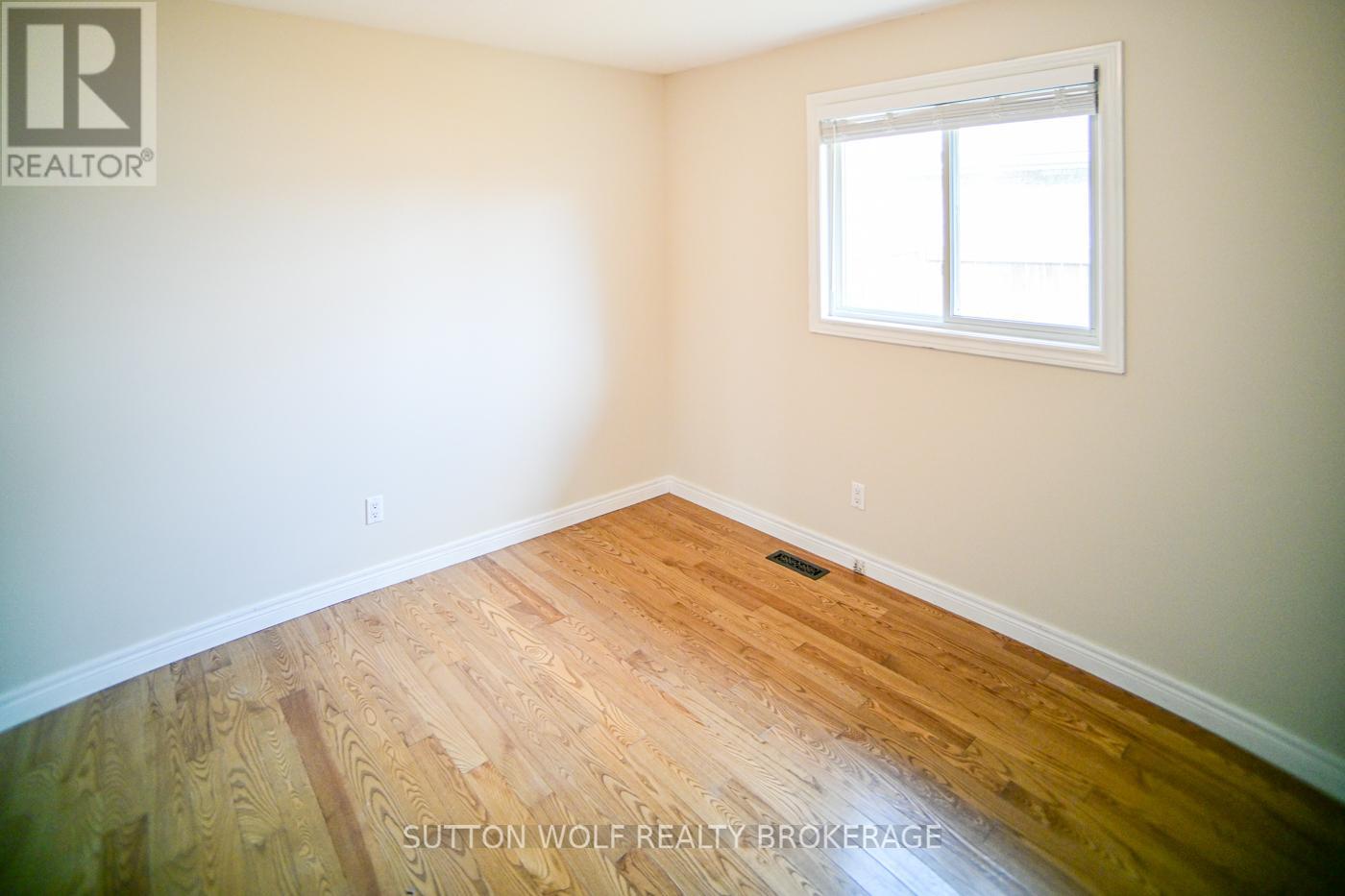 501 Darcy Drive, Strathroy-Caradoc, Ontario  N7G 4K9 - Photo 20 - X12787744