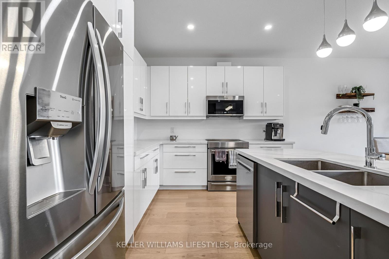 10 Mcneil Street, Strathroy-Caradoc, Ontario  N0L 1W0 - Photo 17 - X12908416