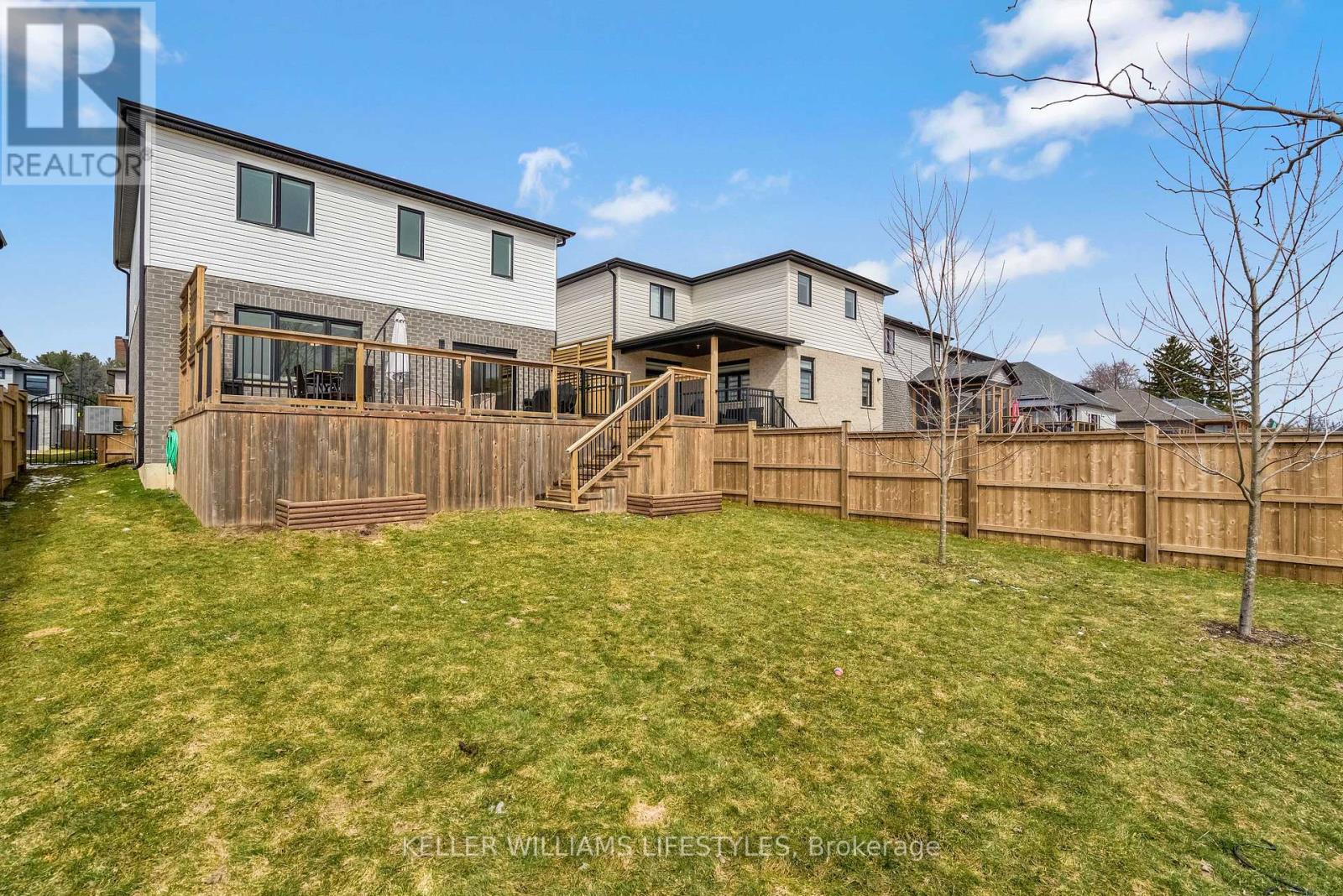 10 Mcneil Street, Strathroy-Caradoc, Ontario  N0L 1W0 - Photo 40 - X12908416