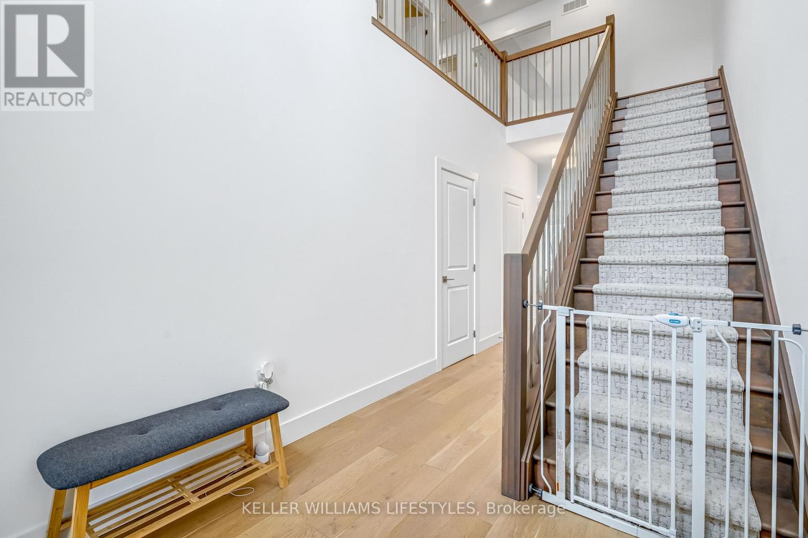 10 Mcneil Street, Strathroy-Caradoc, Ontario  N0L 1W0 - Photo 5 - X12908416