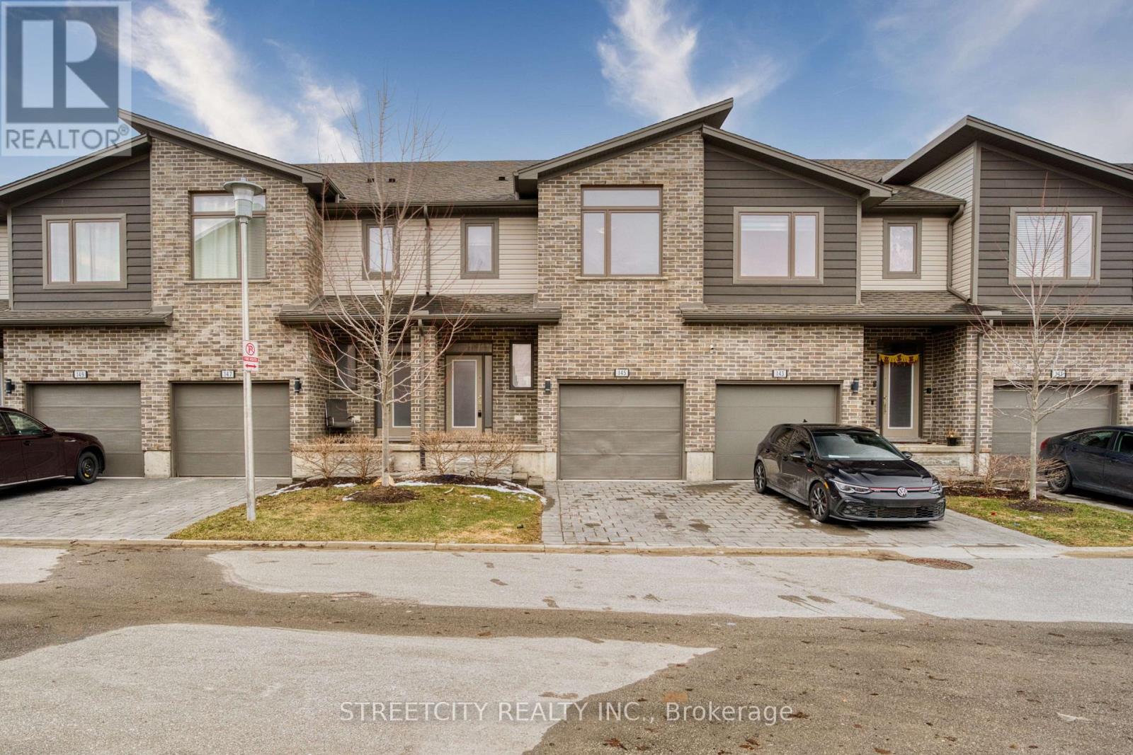 MLS# X12908426: 145 - 1960 DALMAGARRY ROAD, London North (North E), Canada