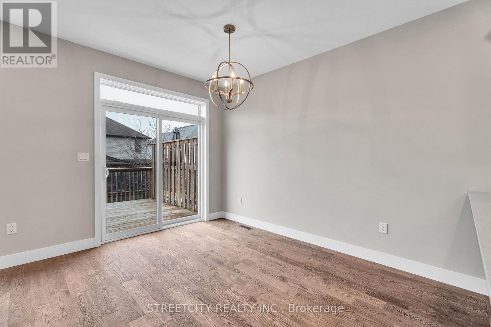 145 - 1960 Dalmagarry Road, London North, Ontario  N6G 0T8 - Photo 14 - X12908426