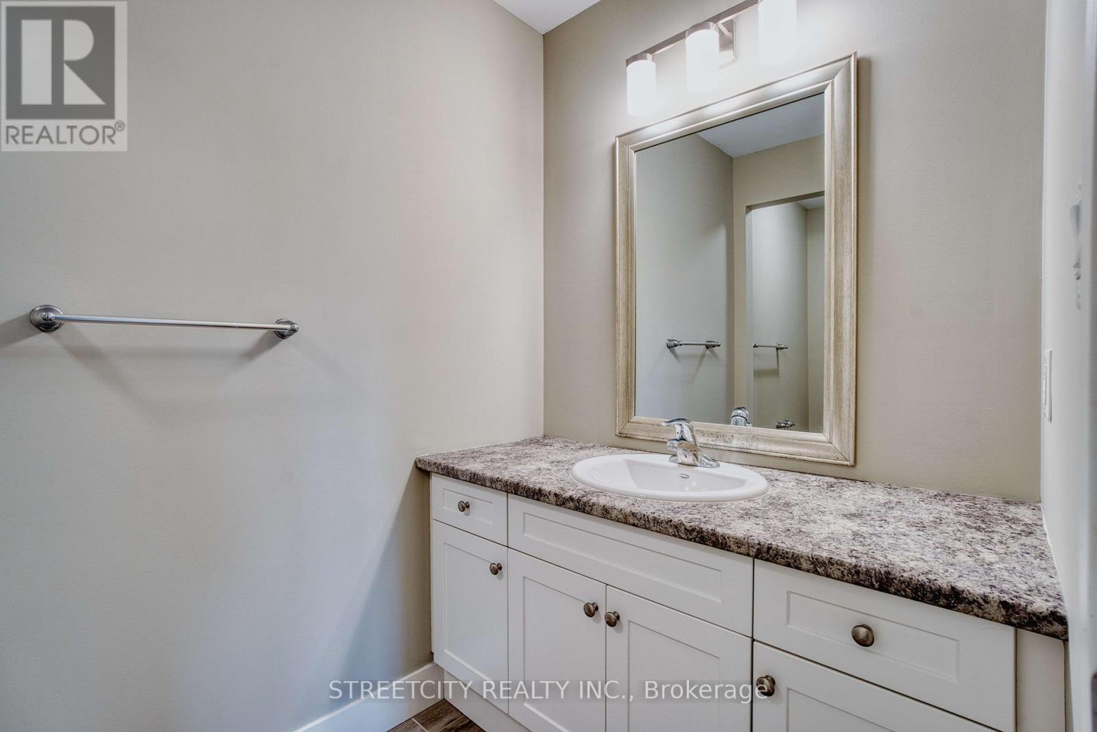 145 - 1960 Dalmagarry Road, London North, Ontario  N6G 0T8 - Photo 25 - X12908426