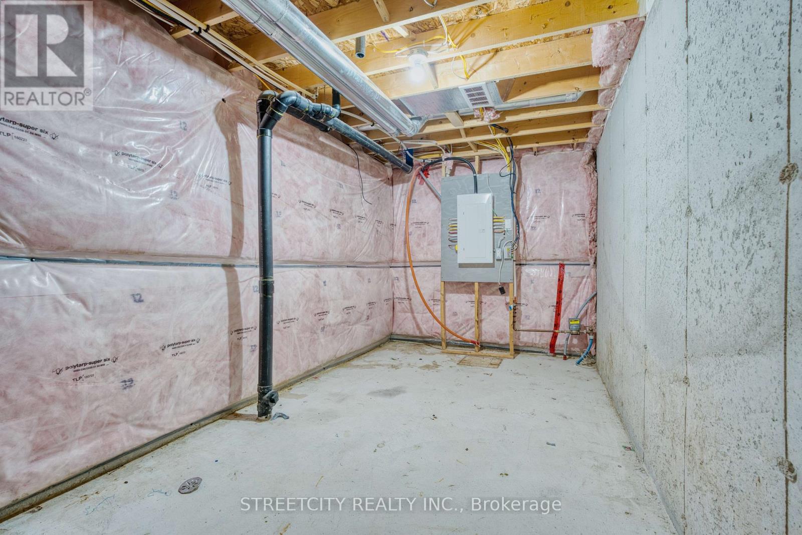 145 - 1960 Dalmagarry Road, London North, Ontario  N6G 0T8 - Photo 31 - X12908426