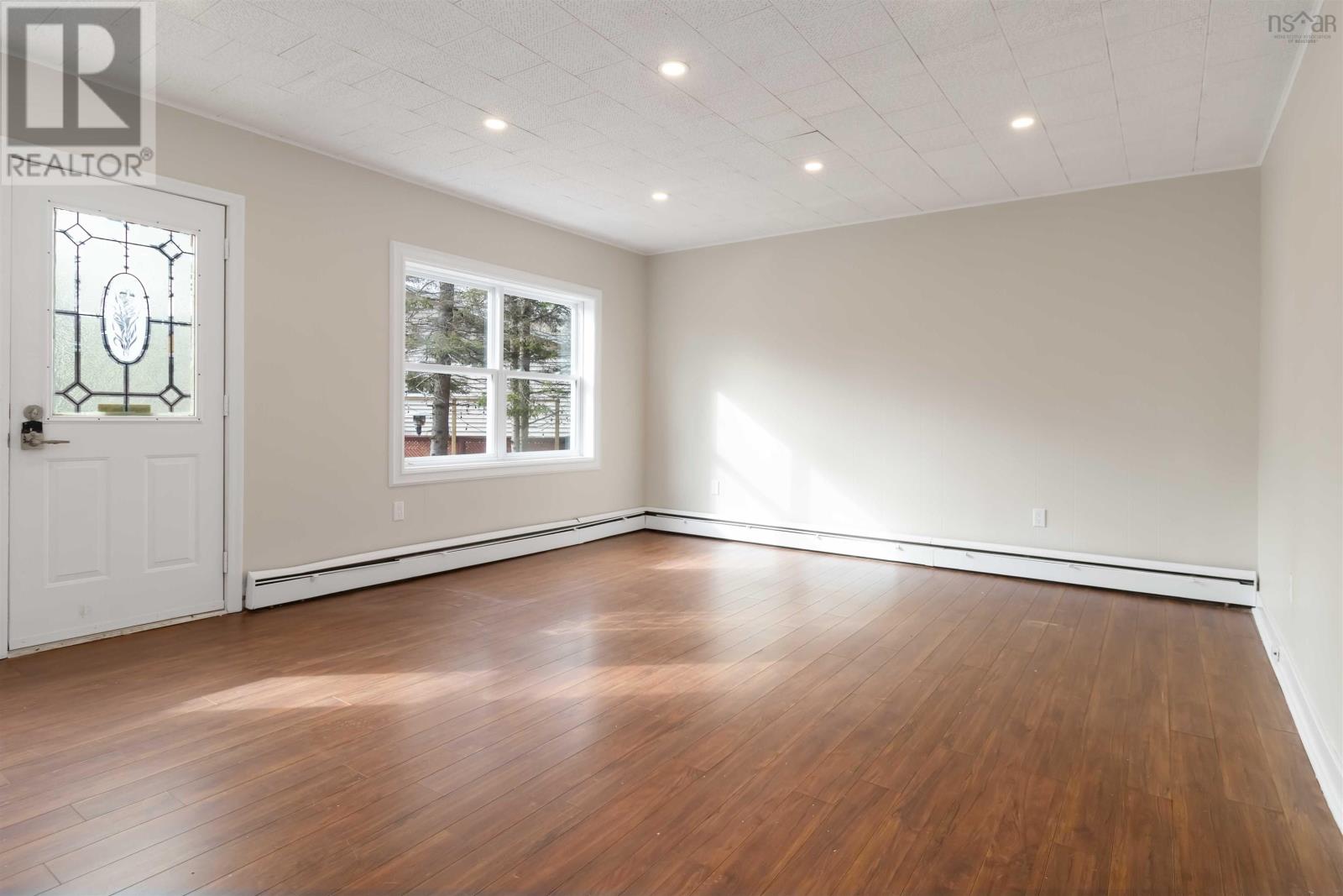 21 Forest Hill Drive, Halifax, Nova Scotia  B3M 1X2 - Photo 7 - 202605151