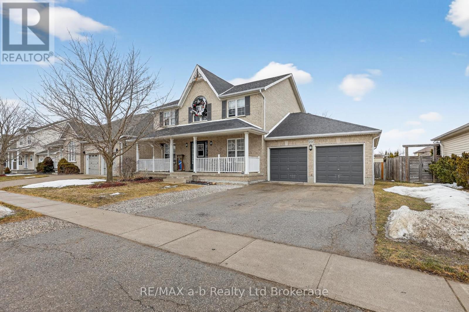 20 Owen Street, Ingersoll, Ontario  N5C 4G7 - Photo 2 - X12854224