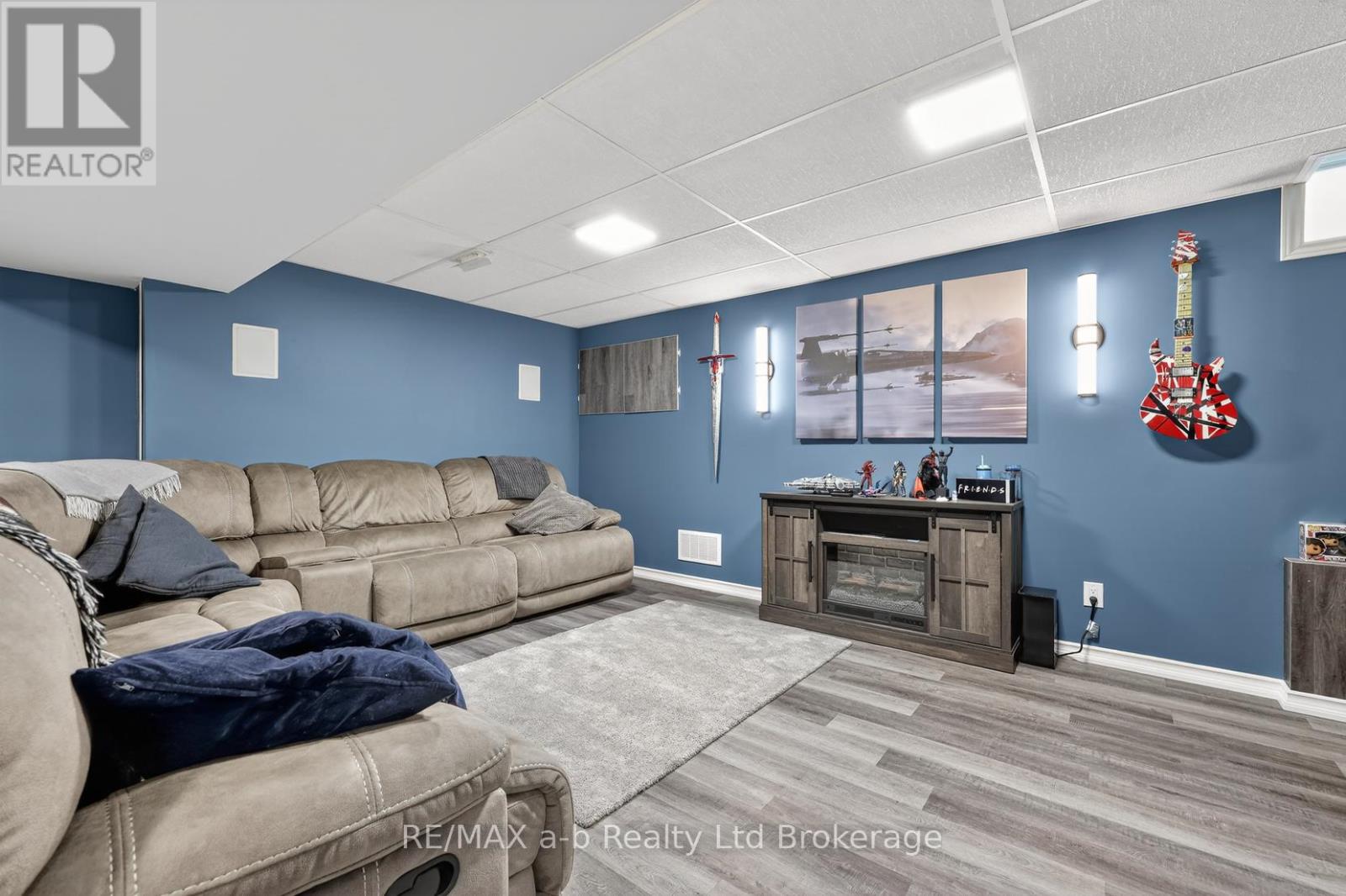 20 Owen Street, Ingersoll, Ontario  N5C 4G7 - Photo 34 - X12854224