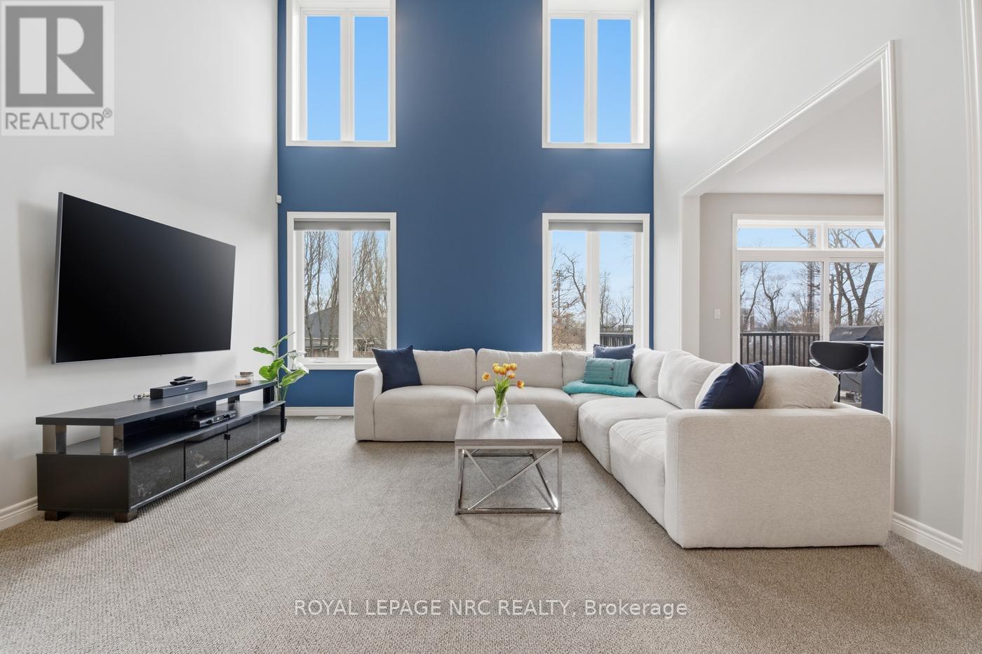 29 Hopkins Street, Thorold, Ontario  L2V 0E9 - Photo 10 - X12908384