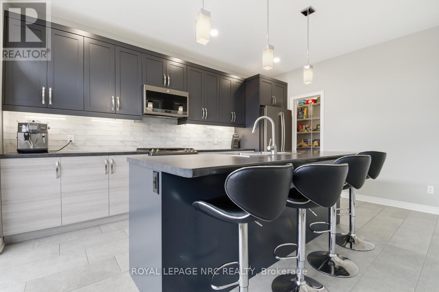 29 Hopkins Street, Thorold, Ontario  L2V 0E9 - Photo 22 - X12908384