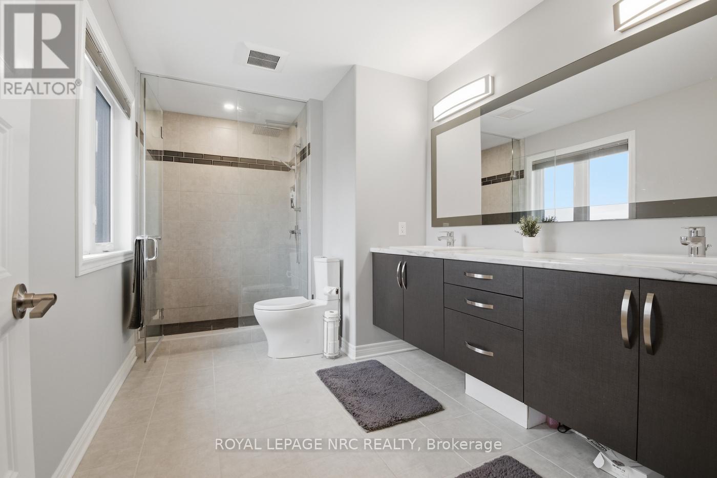 29 Hopkins Street, Thorold, Ontario  L2V 0E9 - Photo 34 - X12908384