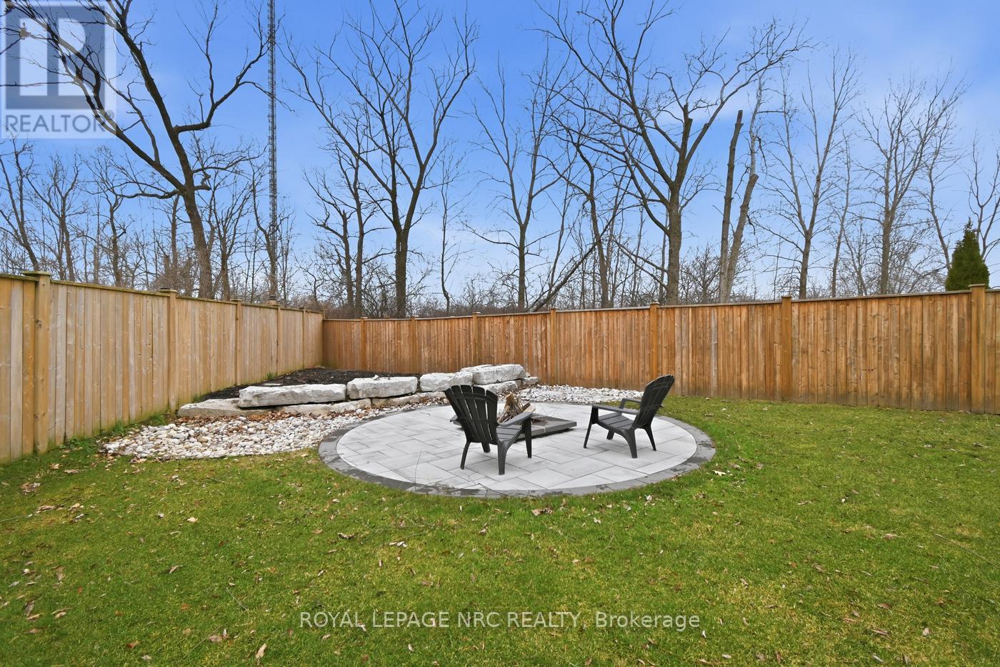 29 Hopkins Street, Thorold, Ontario  L2V 0E9 - Photo 5 - X12908384