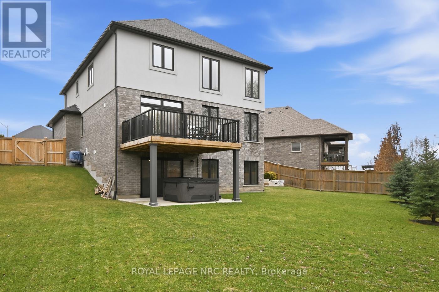 29 Hopkins Street, Thorold, Ontario  L2V 0E9 - Photo 6 - X12908384