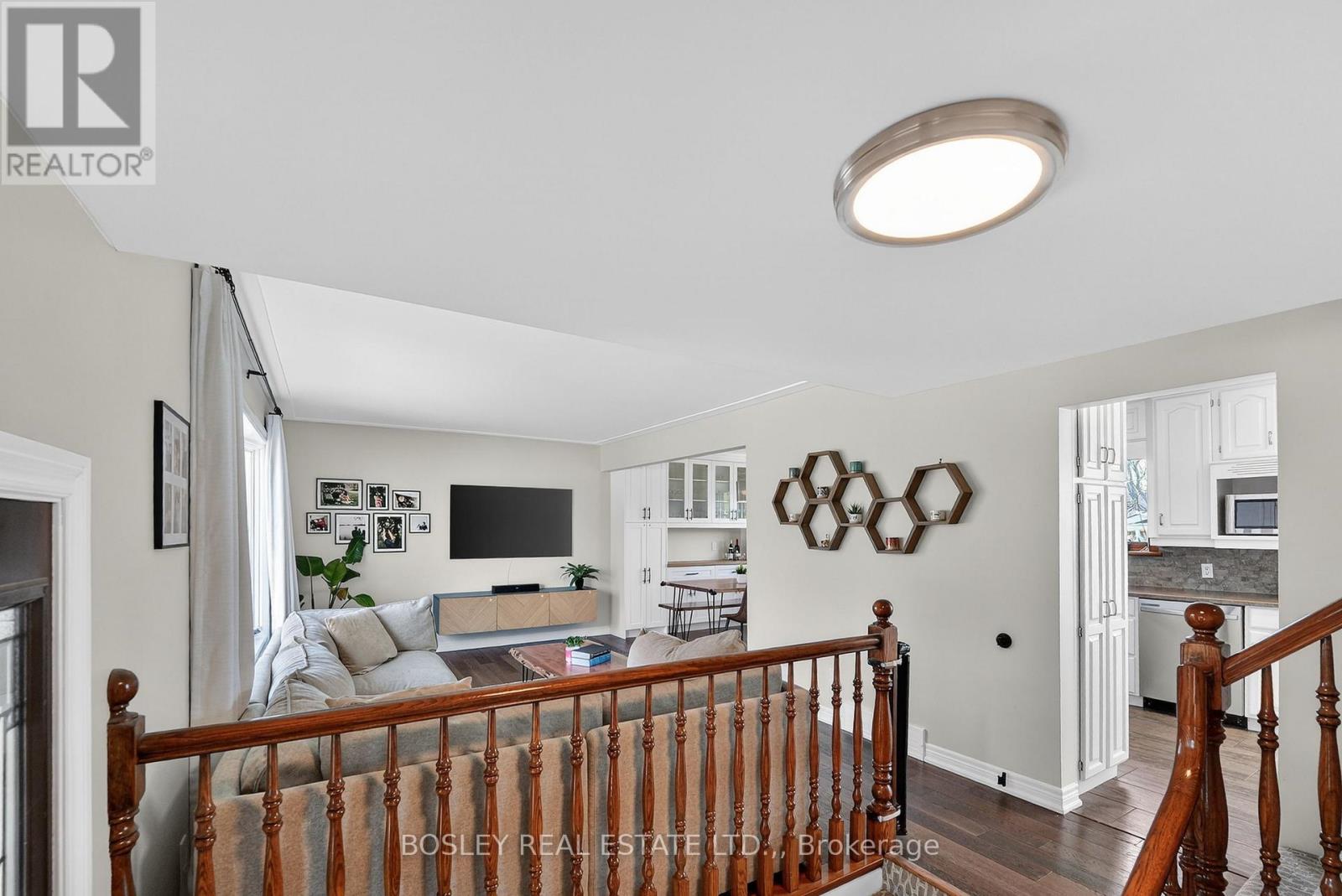 1 Tanner Circle, St. Catharines, Ontario  L2N 3M8 - Photo 4 - X12908452