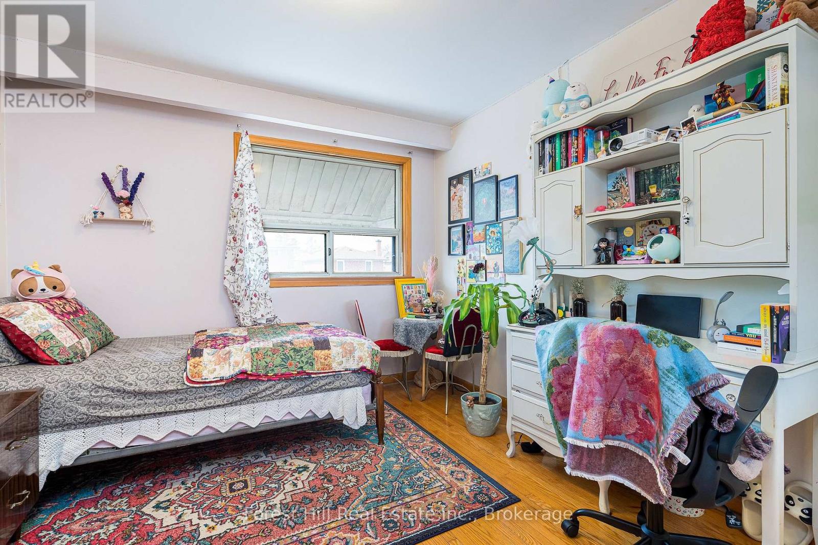 40 Chiswick Avenue, Toronto, Ontario  M6M 4T9 - Photo 27 - W12908422