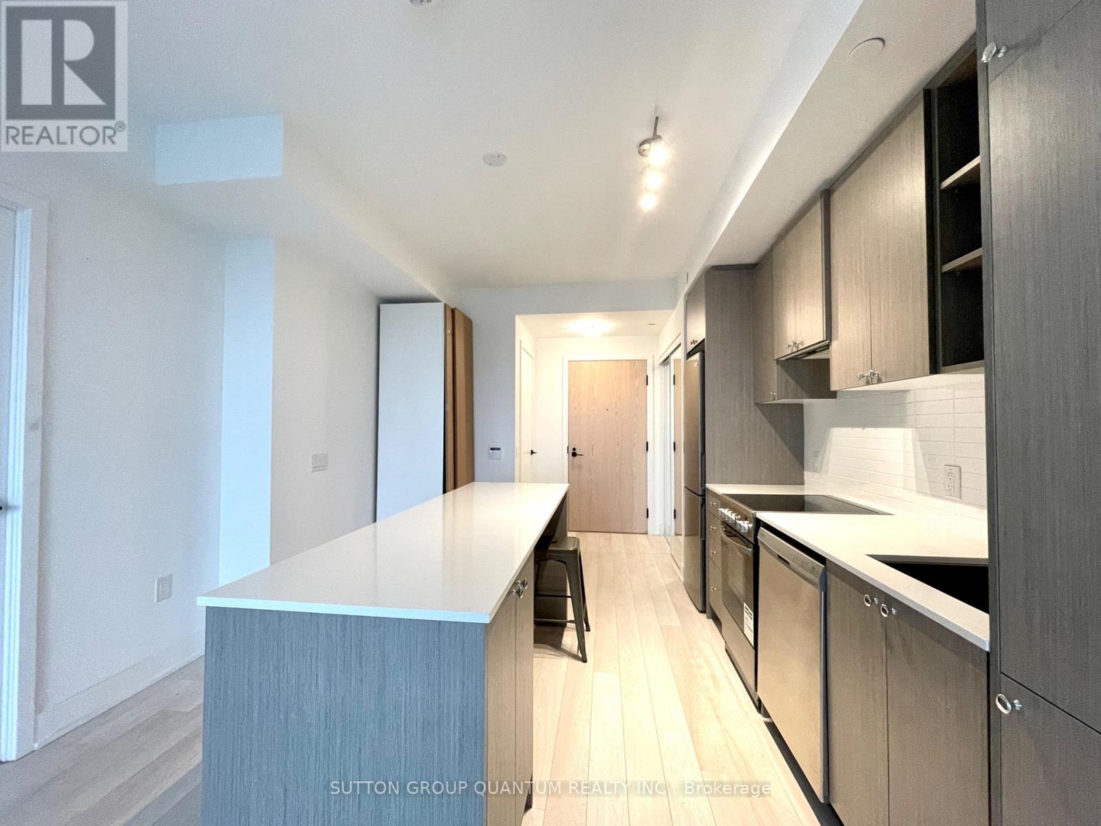 425 - 50 George Butchart Drive W, Toronto, Ontario  M3K 0C9 - Photo 8 - W12880844