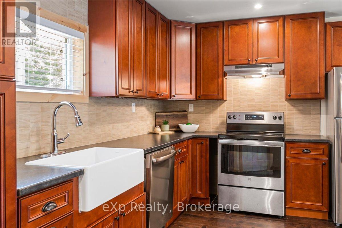 19 Murray Avenue, Northern Bruce Peninsula, Ontario  N0H 1W0 - Photo 16 - X12908352