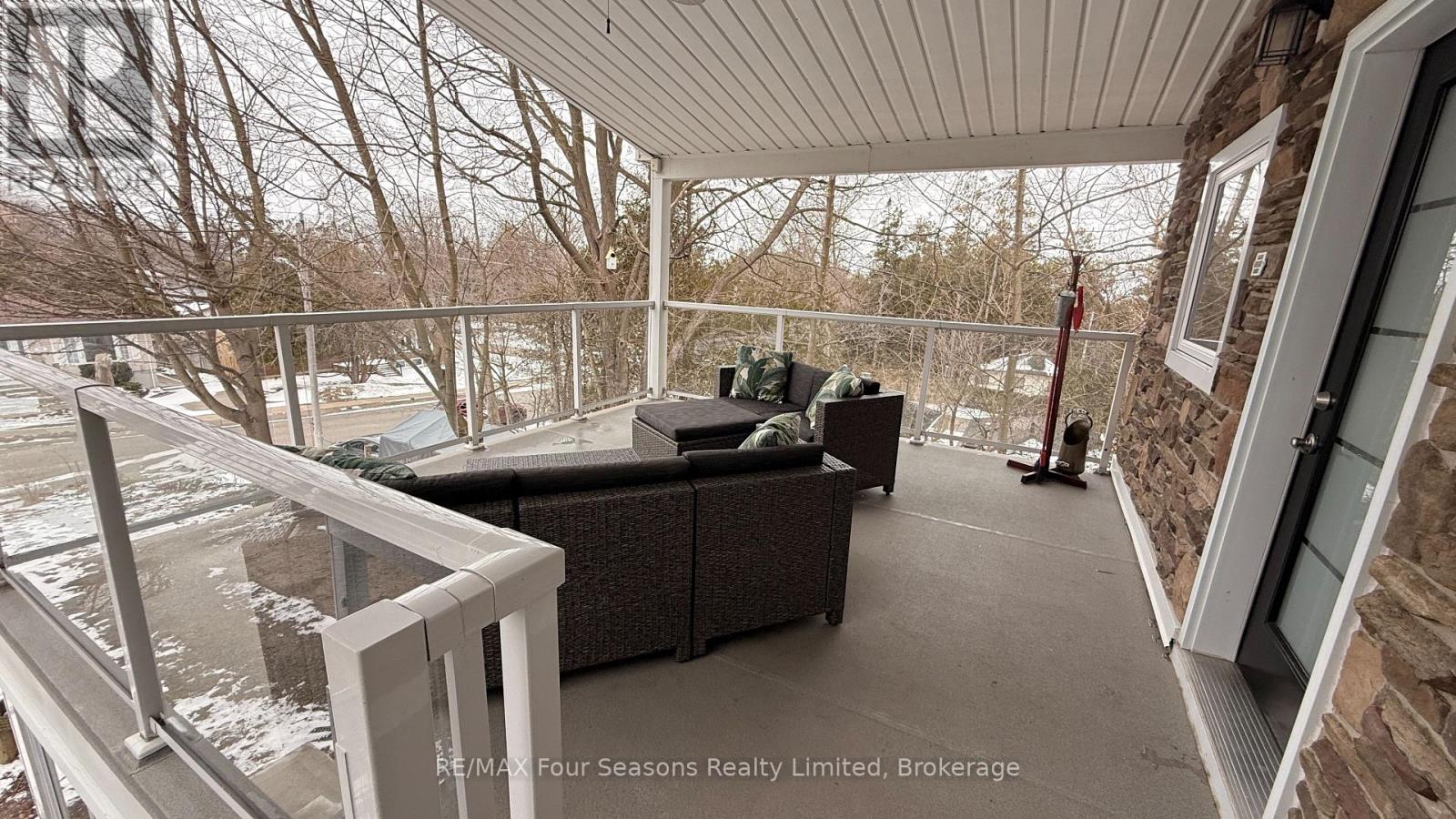 265 Mill Street, Saugeen Shores, Ontario  N0H 2C2 - Photo 11 - X12908462