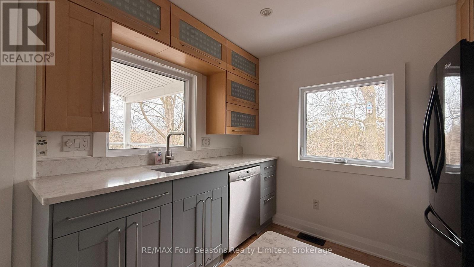 265 Mill Street, Saugeen Shores, Ontario  N0H 2C2 - Photo 14 - X12908462