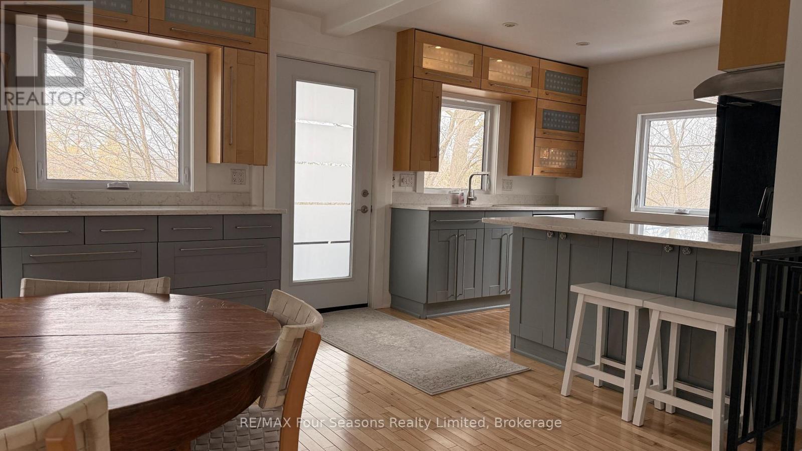 265 Mill Street, Saugeen Shores, Ontario  N0H 2C2 - Photo 15 - X12908462