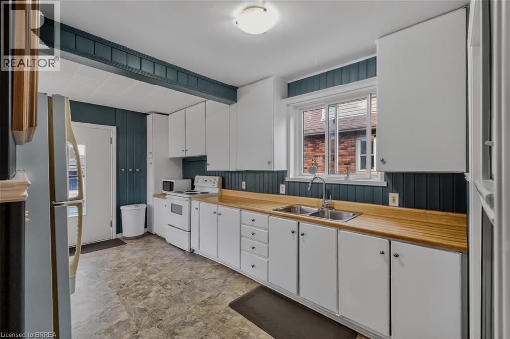 35 Dorothy Street, Brantford, Ontario  N3S 1G8 - Photo 21 - 40810465