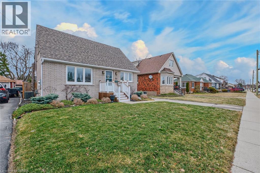 35 Dorothy Street, Brantford, Ontario  N3S 1G8 - Photo 3 - 40810465