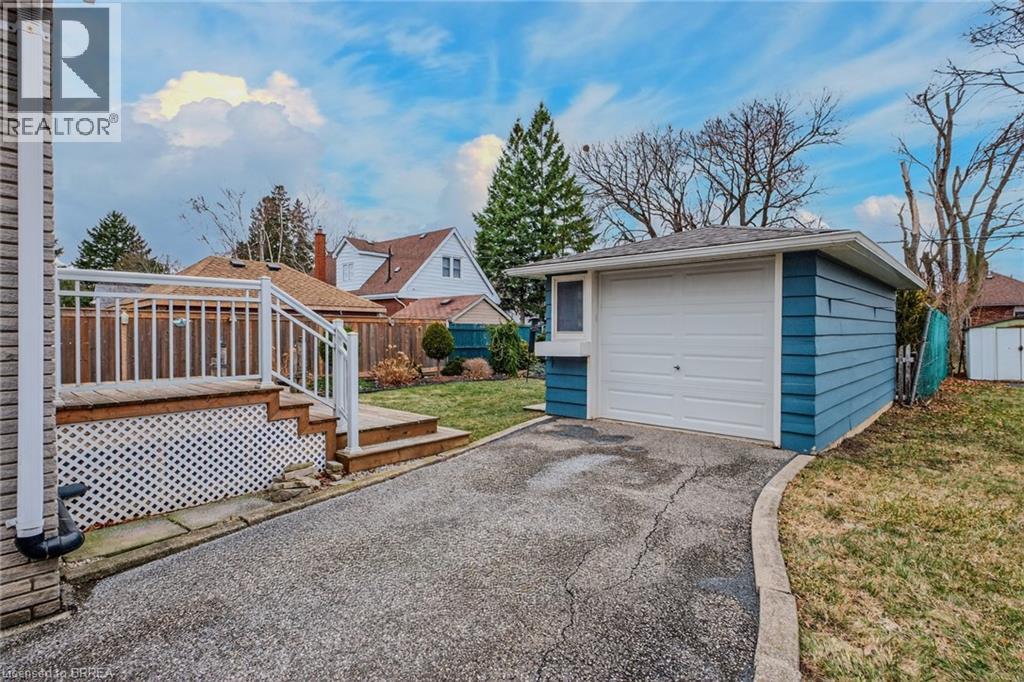 35 Dorothy Street, Brantford, Ontario  N3S 1G8 - Photo 5 - 40810465