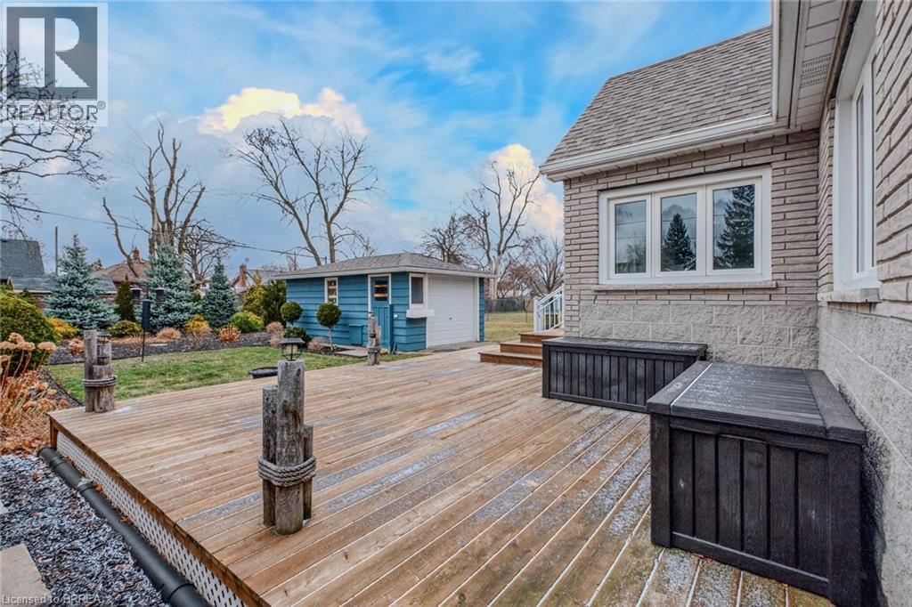 35 Dorothy Street, Brantford, Ontario  N3S 1G8 - Photo 8 - 40810465