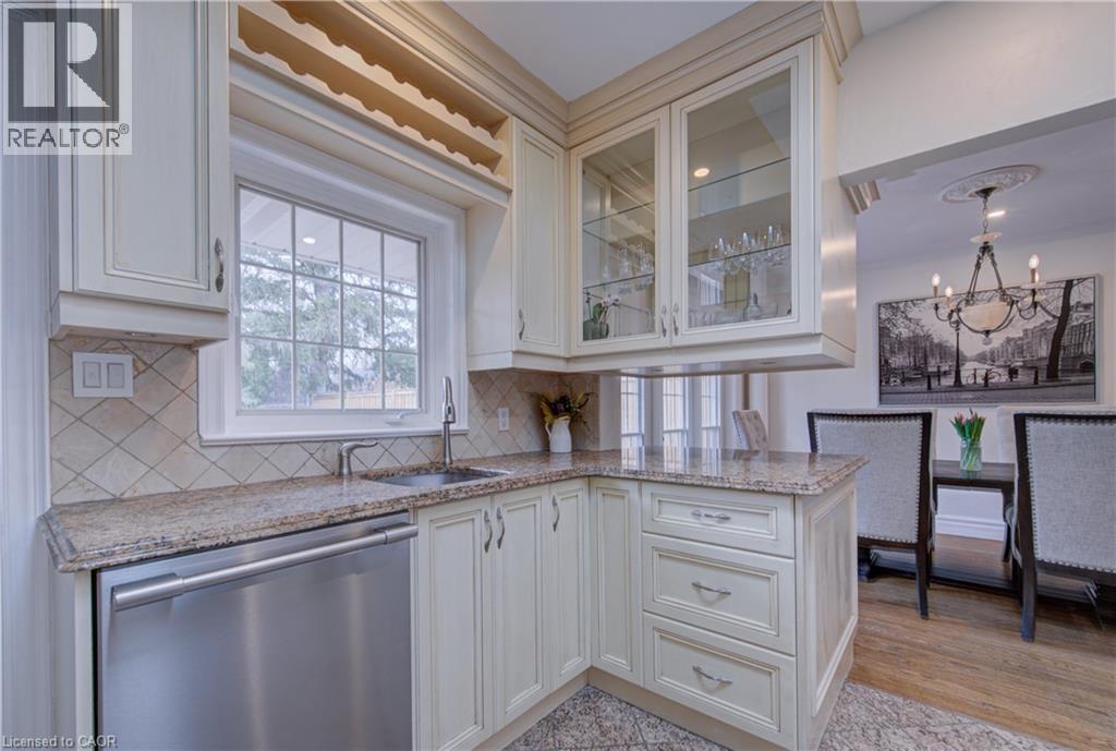 655 Ellengale Road, Burlington, Ontario  L7T 3N9 - Photo 21 - 40807976