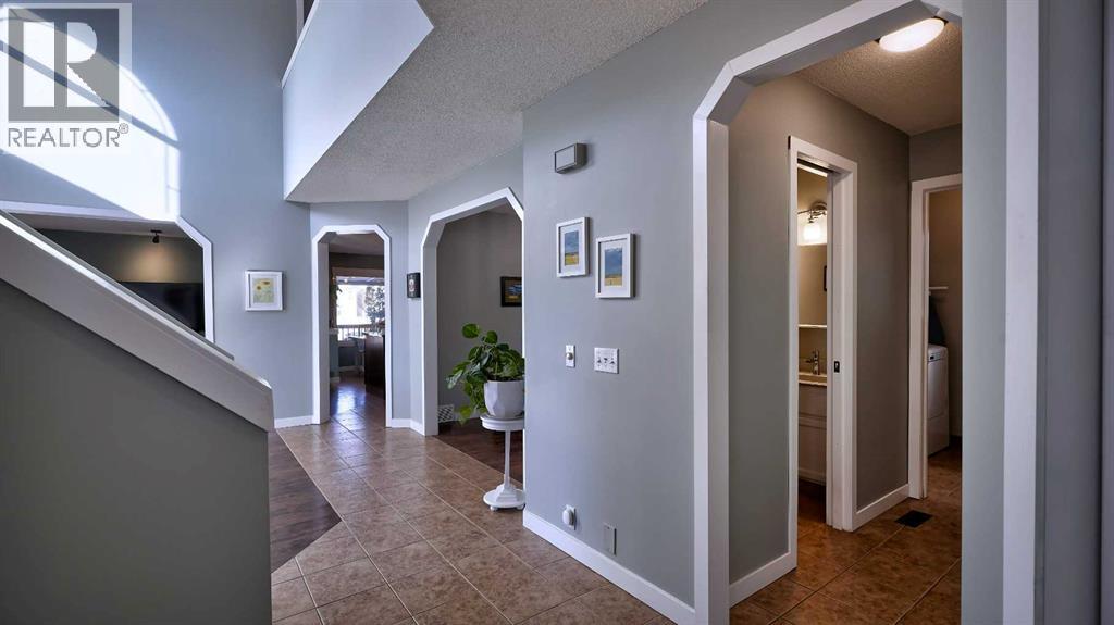 280 Riverwood Circle SE, Calgary, Alberta  T2C 4A8 - Photo 3 - A2293560