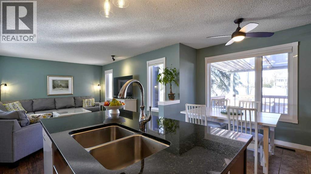 280 Riverwood Circle SE, Calgary, Alberta  T2C 4A8 - Photo 12 - A2293560